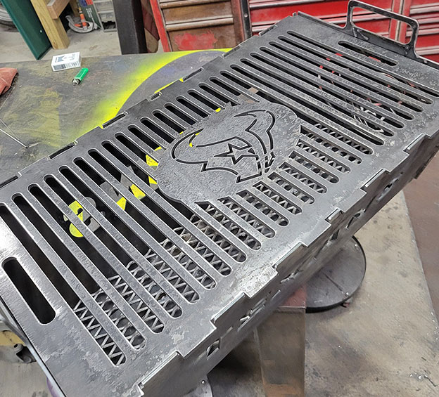 CUSTOM BBQ PITS & FIRE PITS