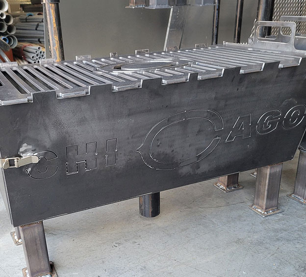 CUSTOM BBQ PITS & FIRE PITS